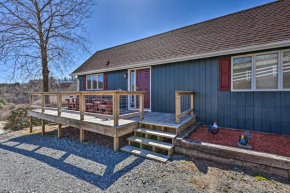 Appalachian Horse Ranch Retreat with Mtn Views!